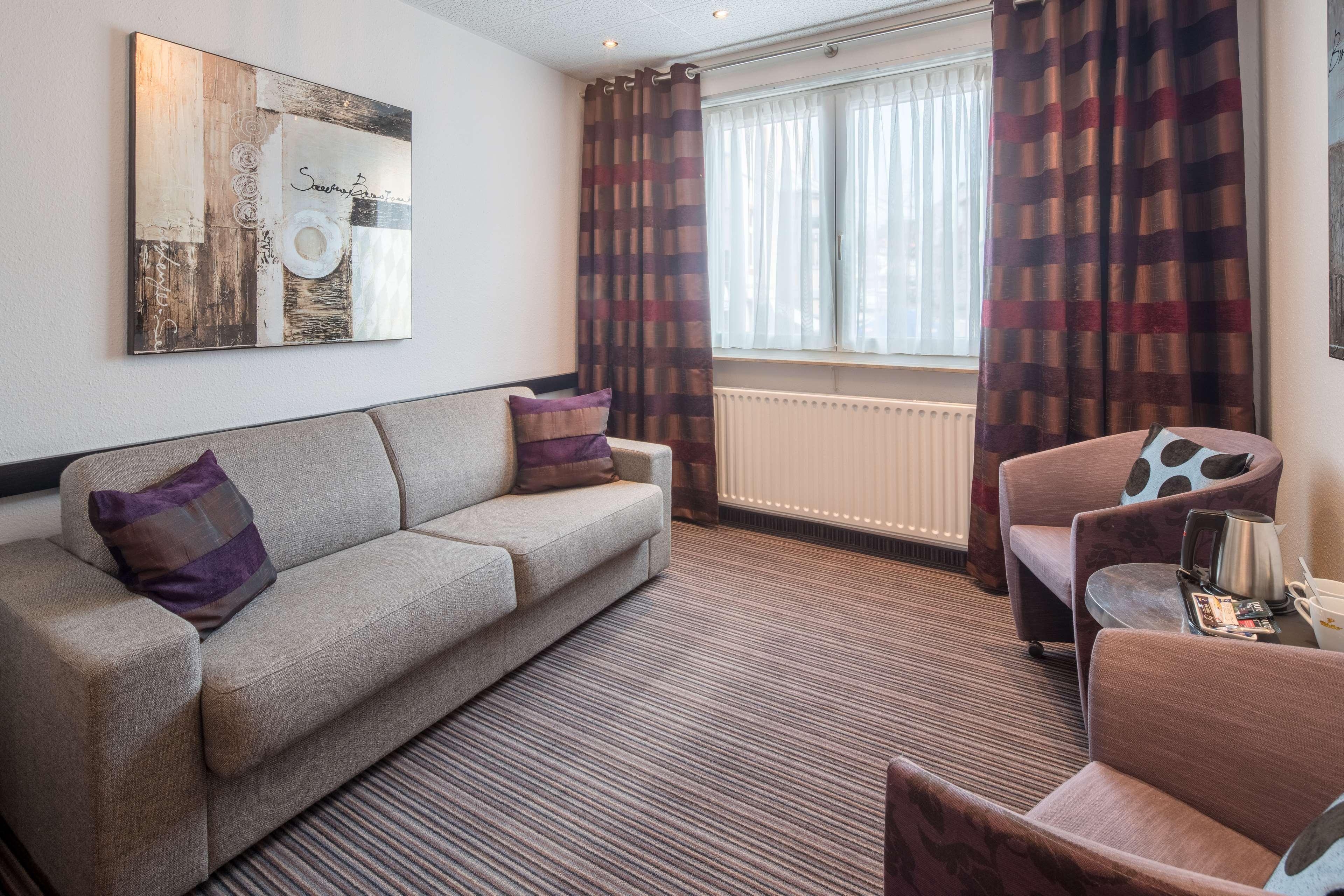 Best Western City Hotel פירמאסנס מראה חיצוני תמונה
