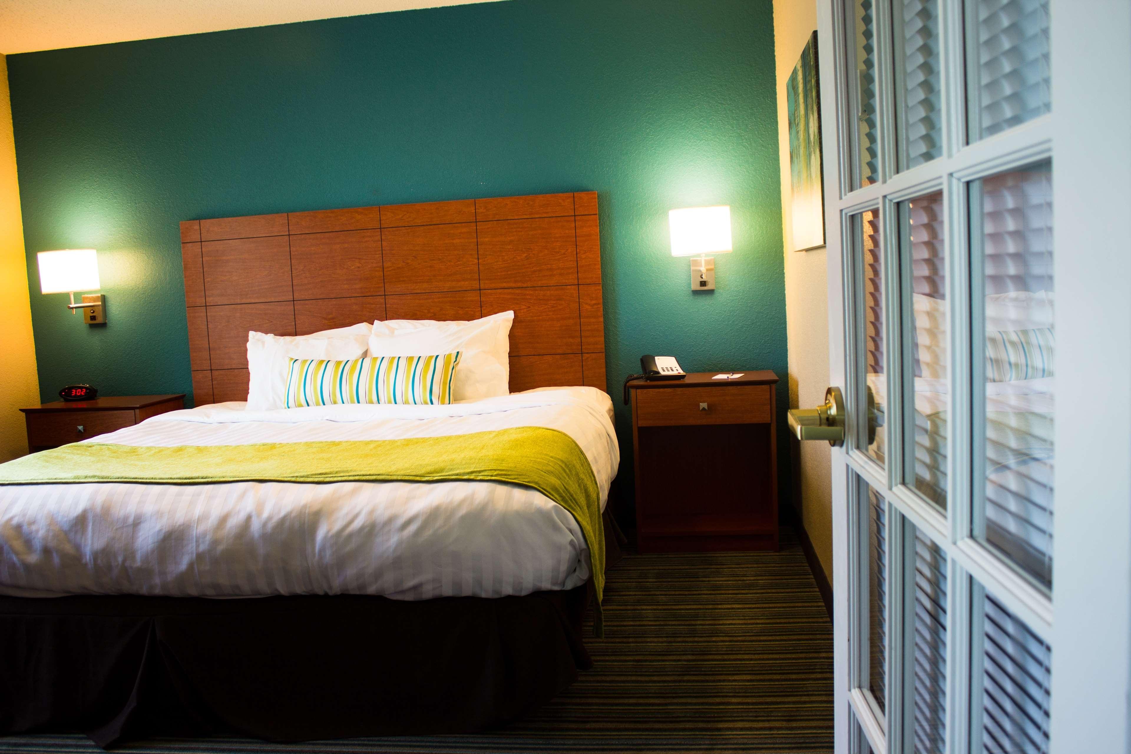 Best Western City Hotel פירמאסנס מראה חיצוני תמונה
