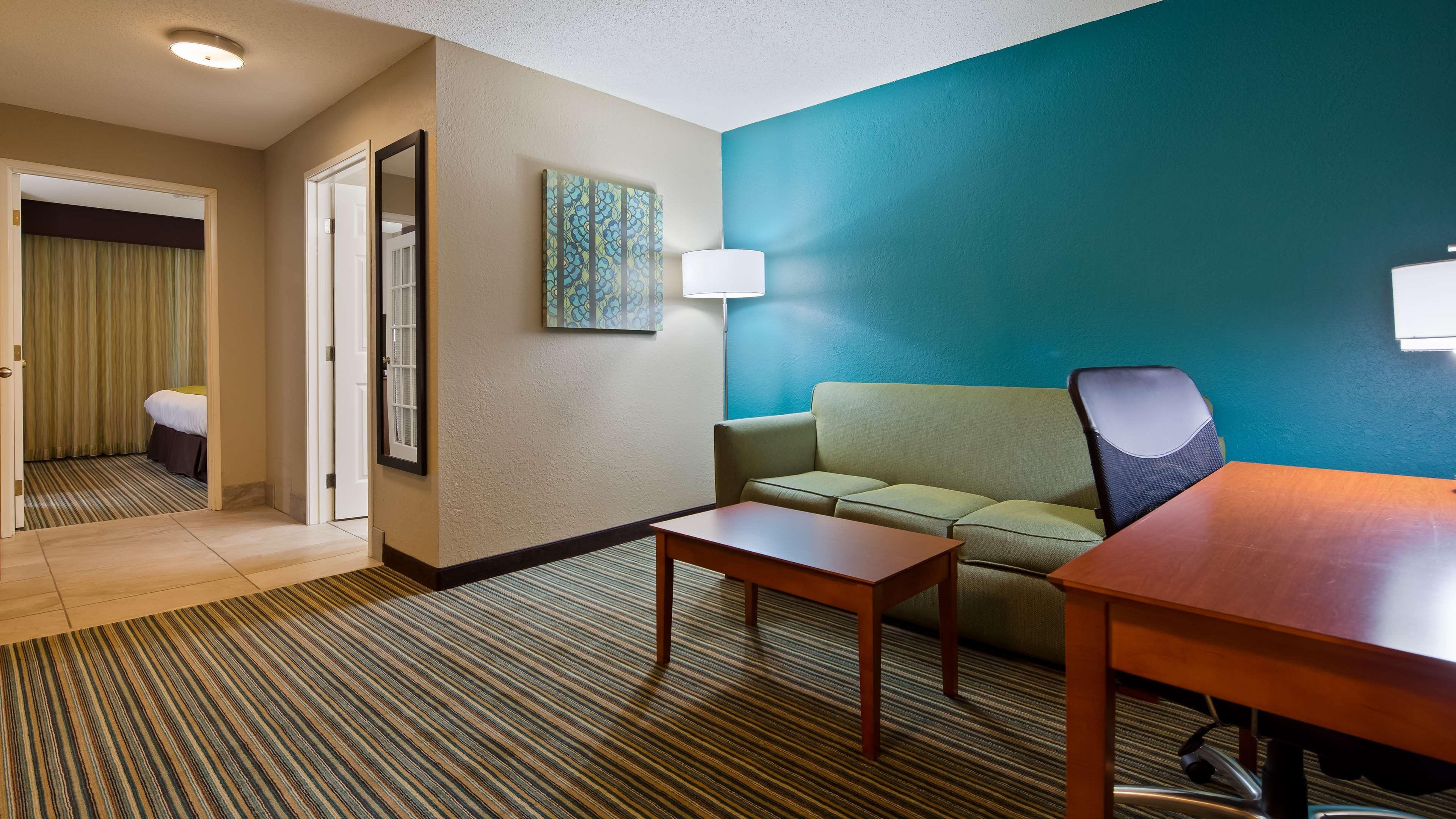 Best Western City Hotel פירמאסנס מראה חיצוני תמונה