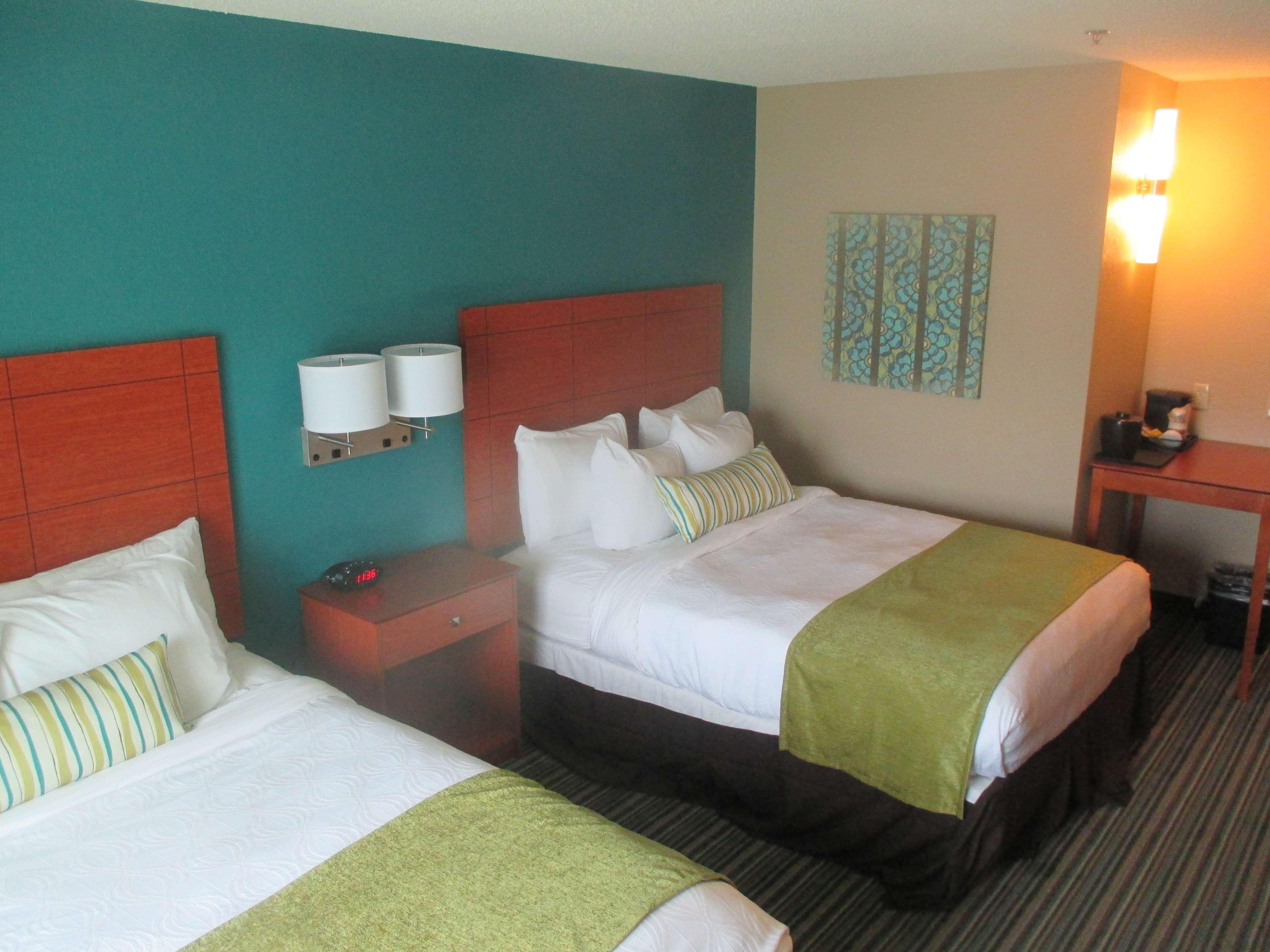 Best Western City Hotel פירמאסנס מראה חיצוני תמונה