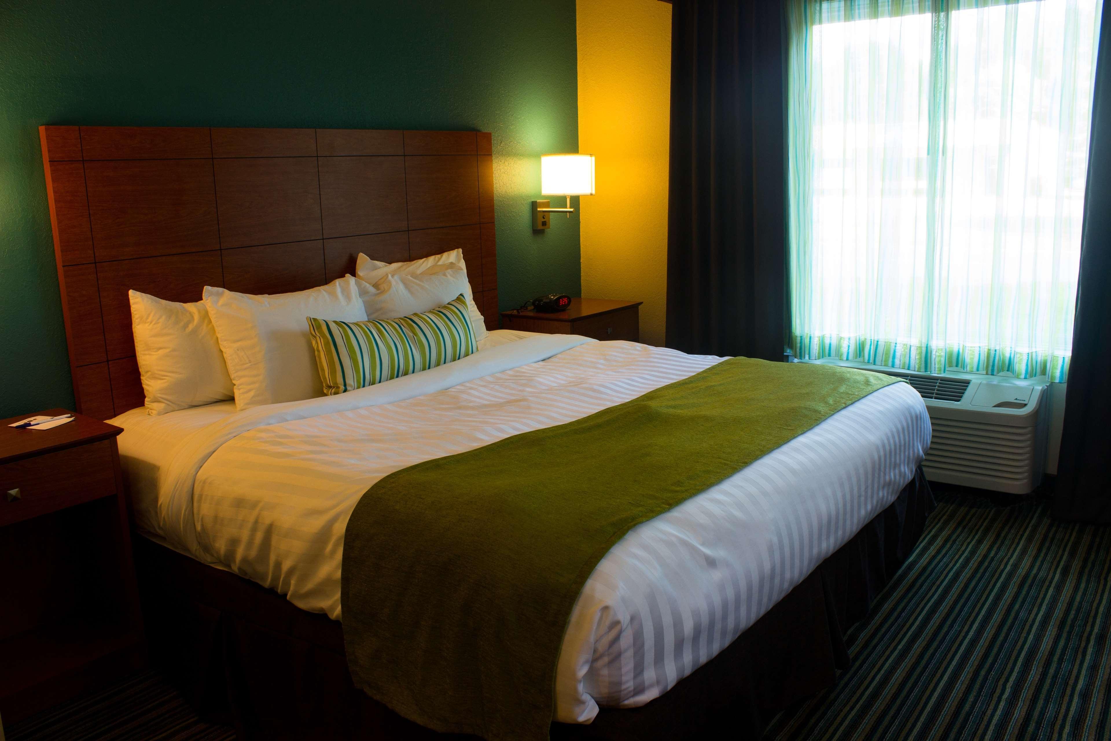 Best Western City Hotel פירמאסנס מראה חיצוני תמונה